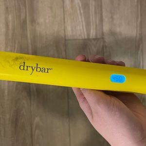 Drybar straightening iron